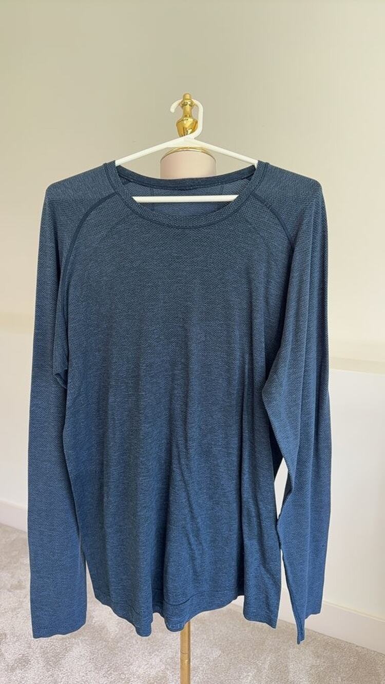 Lululemon Mens Blue Live In Practice Long Sleeve Shirt Athleisure Size L